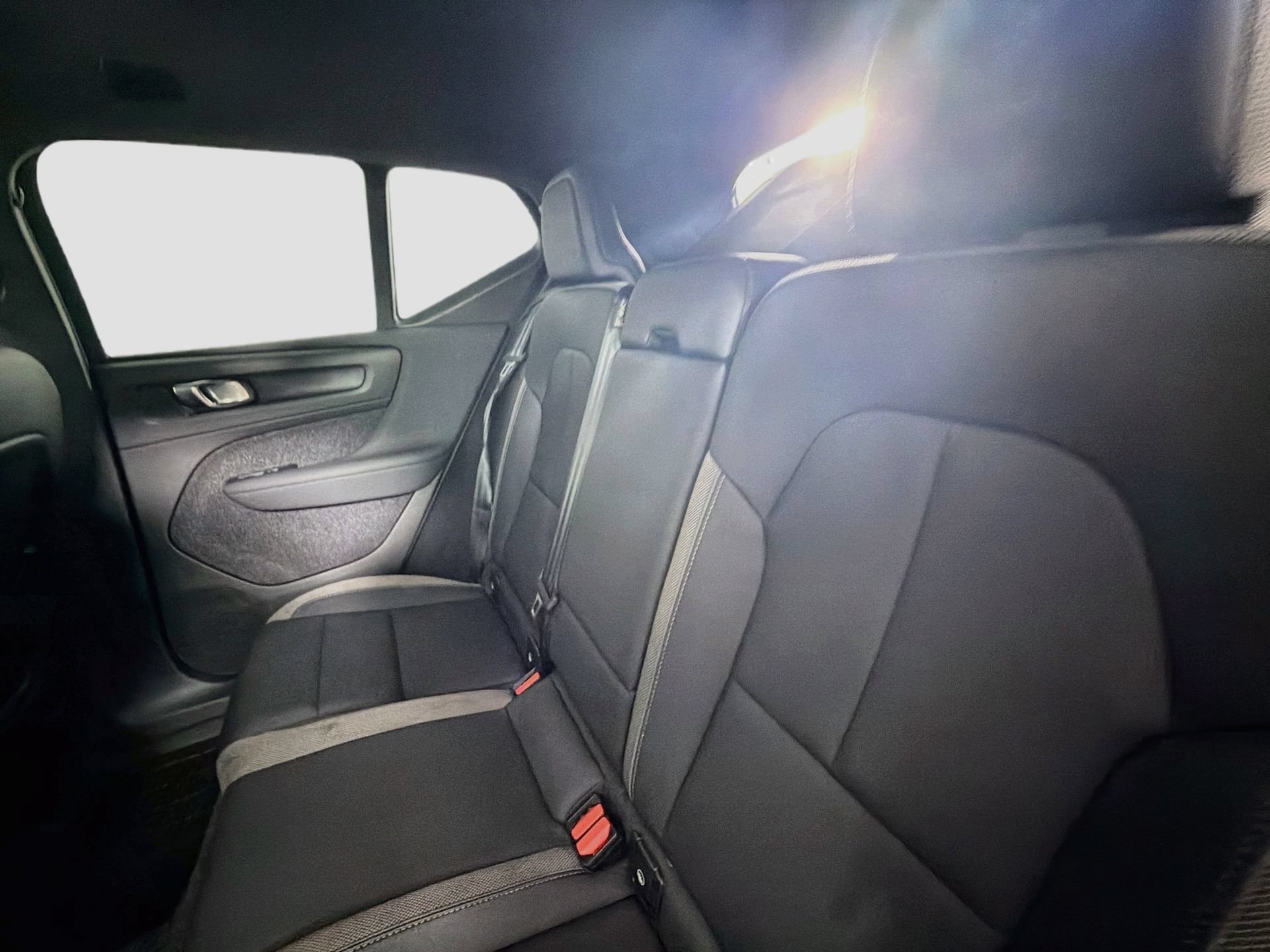 Certified 2023 Volvo XC40 Recharge Core w/ Protection Package Premier AWD/4WD image 24