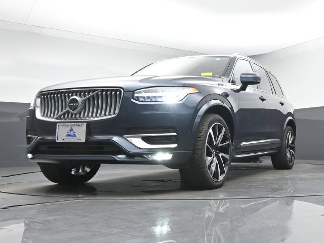 Used 2024 Volvo XC90 B6 Ultimate w/ Protection Package Premier AWD/4WD image 12