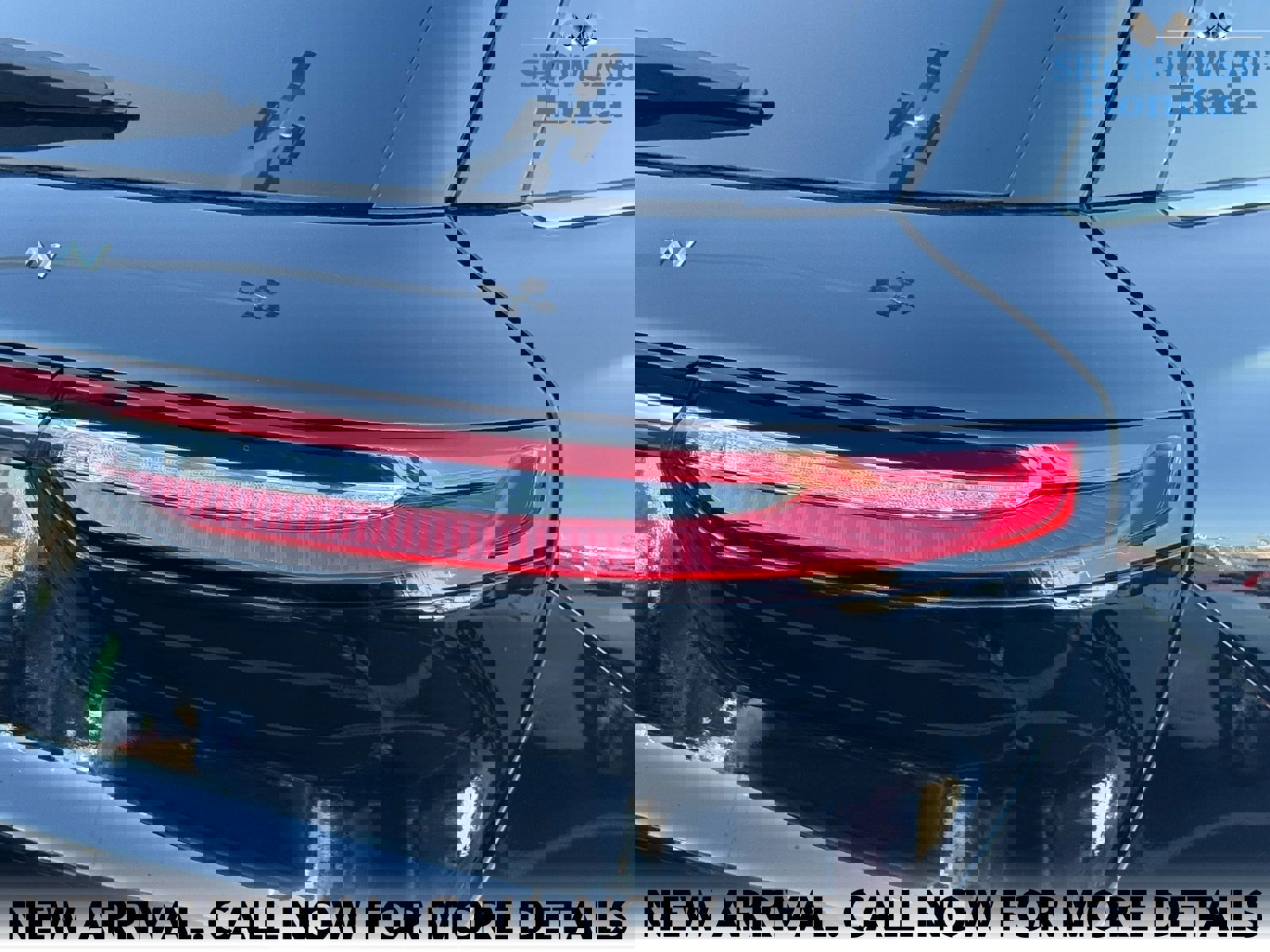 Used 2024 Lincoln Corsair Reserve w/ Equipment Group 201A image 11