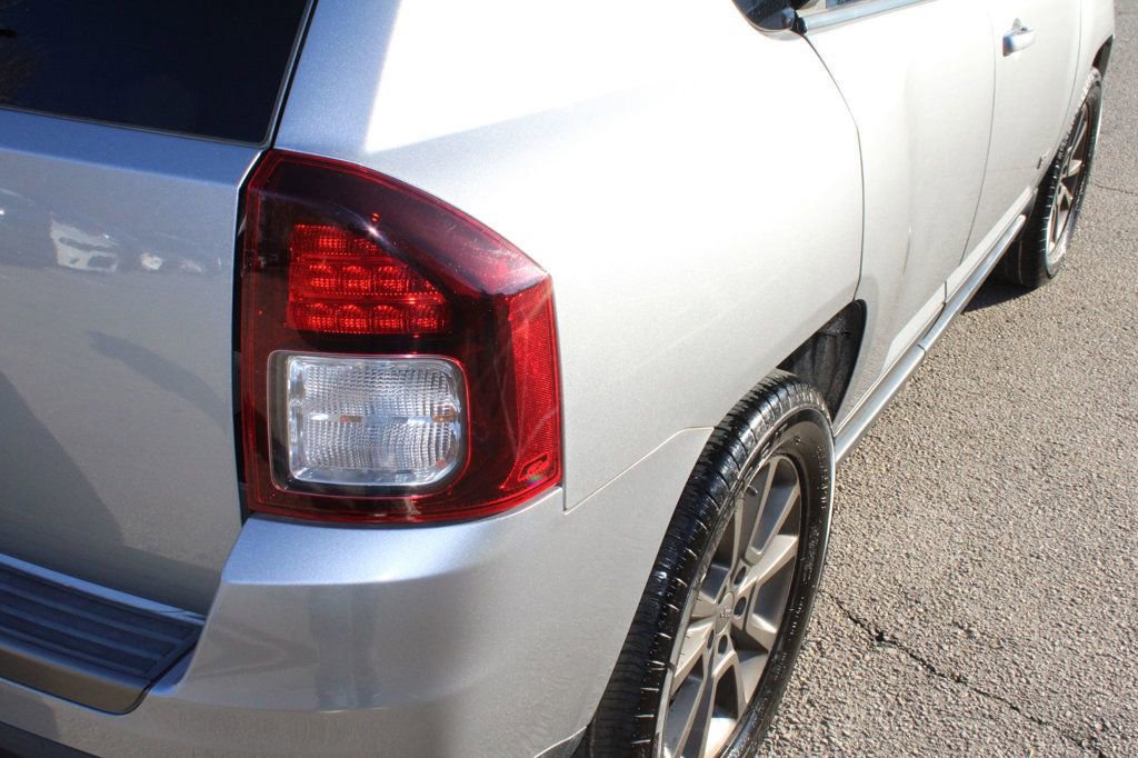 Used 2016 Jeep Compass 75th Anniversary w/ Power Value Group image 18