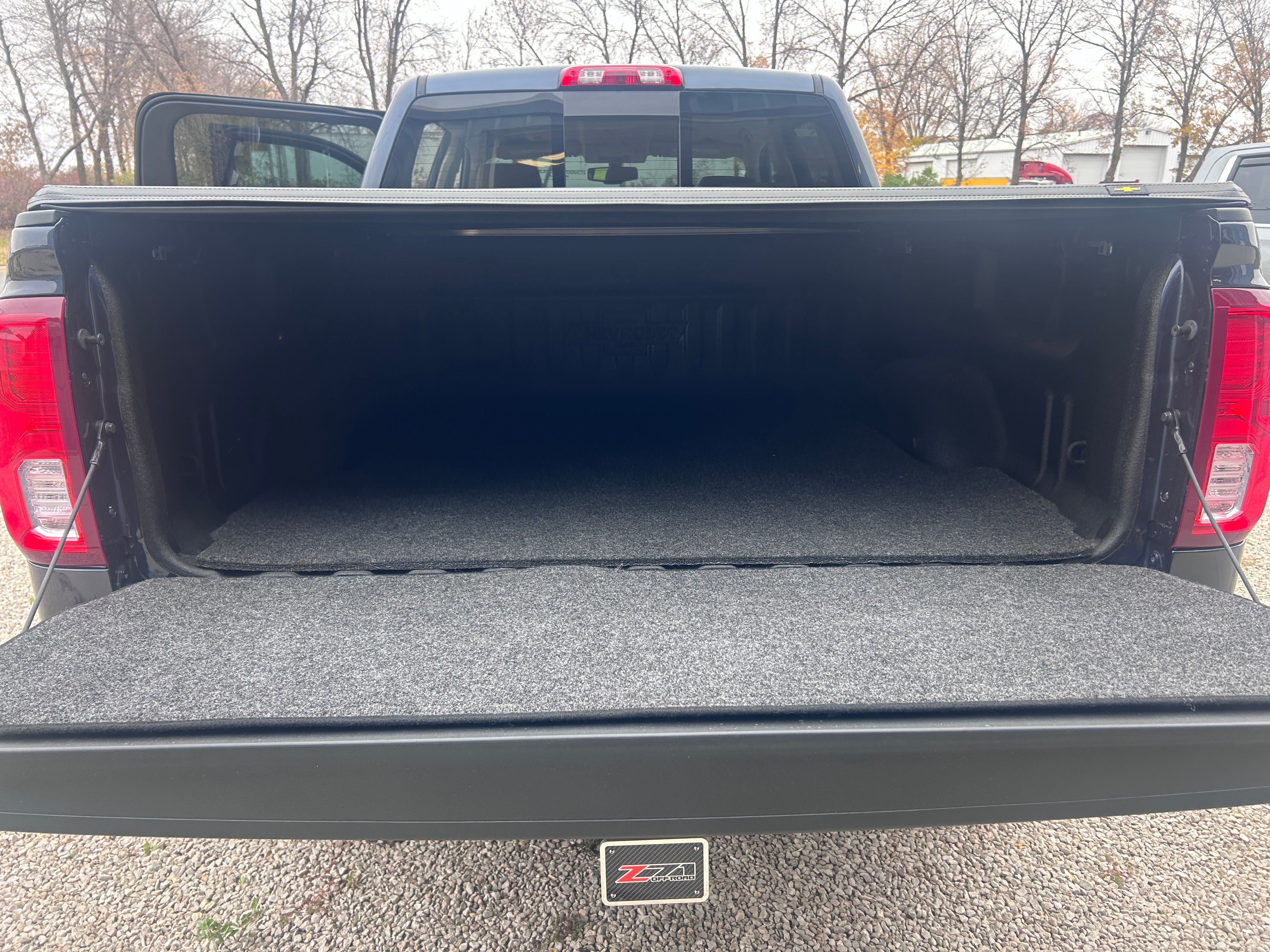Used 2018 Chevrolet Silverado 1500 LTZ Z71 w/ Centennial Edition AWD/4WD image 38