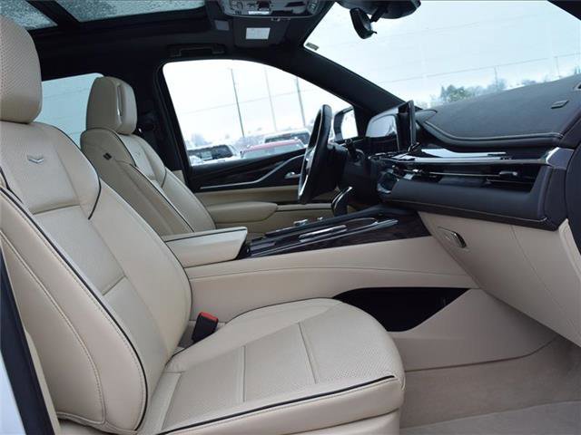 Used 2022 Cadillac Escalade Premium Luxury w/ Touring Package image 22