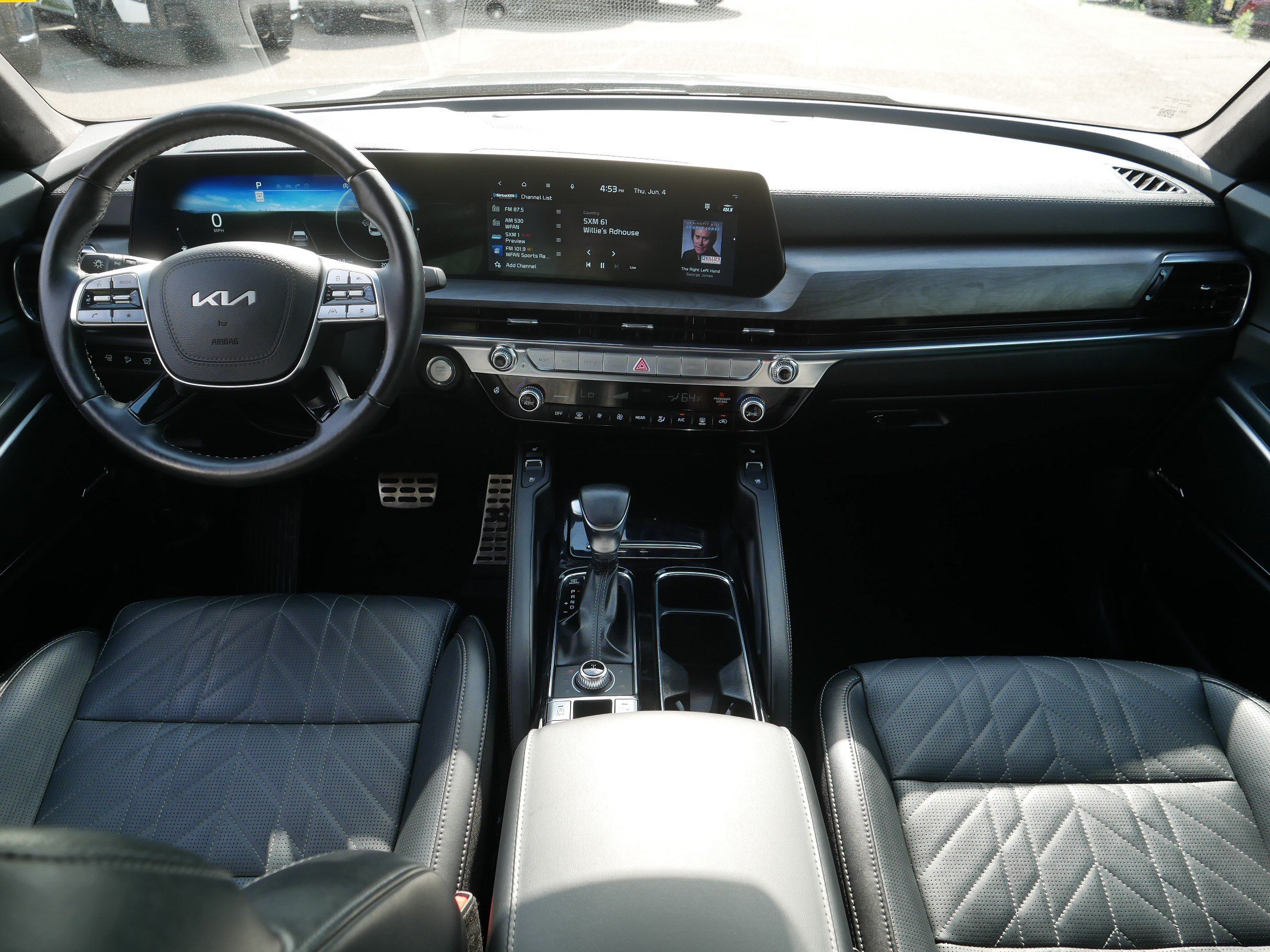Certified 2025 Kia Telluride SX Prestige X-Line AWD/4WD image 10