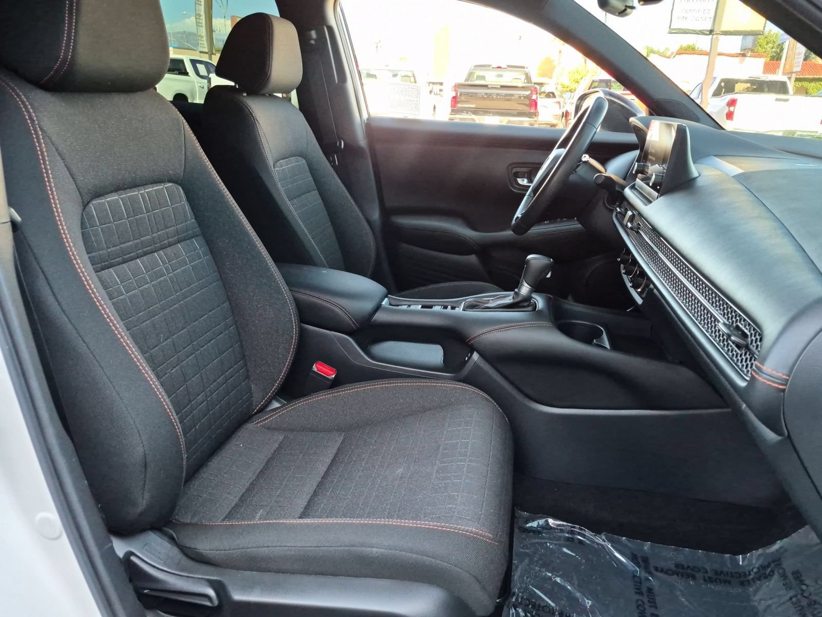 Used 2024 Honda HR-V Sport image 27