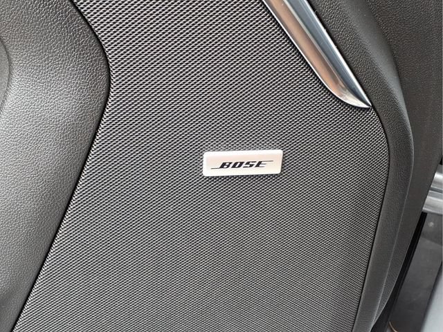 Used 2025 GMC Yukon XL Denali AWD/4WD image 17