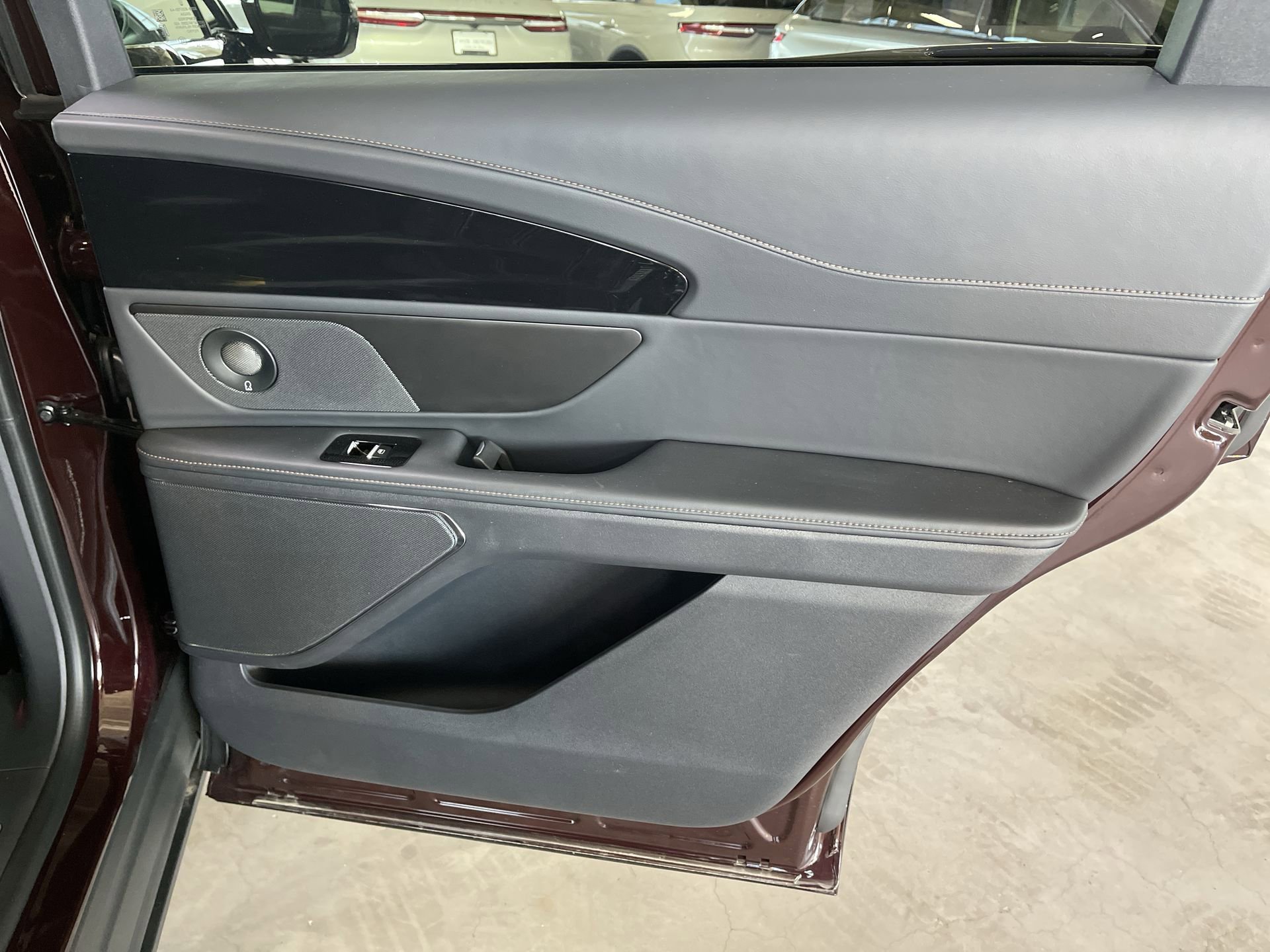 New 2024 Lincoln Nautilus Reserve w/ Equipment Group 202A image 34