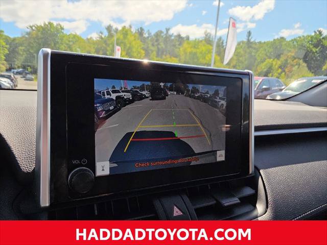 Certified 2023 Toyota RAV4 LE AWD/4WD image 19