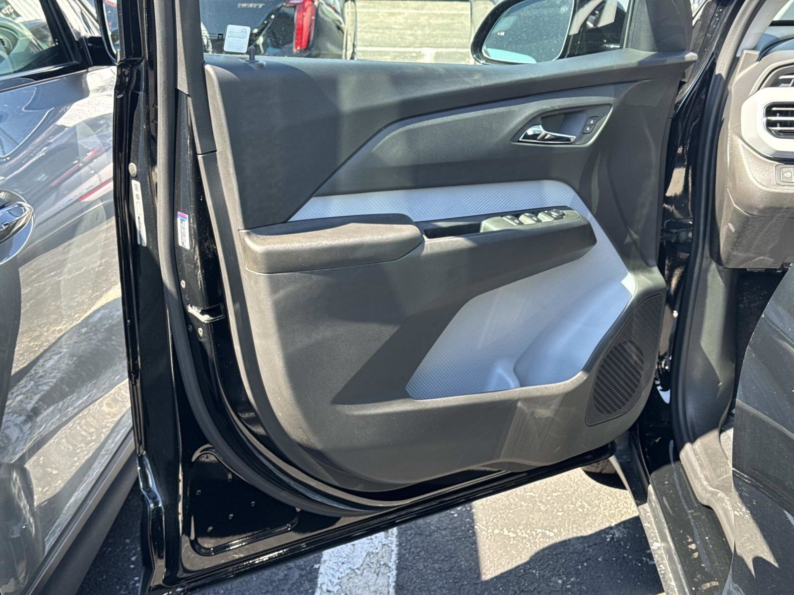New 2027 Chevrolet Bolt LT w/ Comfort Package image 14