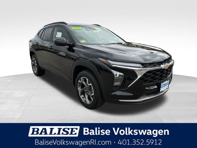 Used 2024 Chevrolet Trax LT w/ Driver Confidence Package FWD image 1