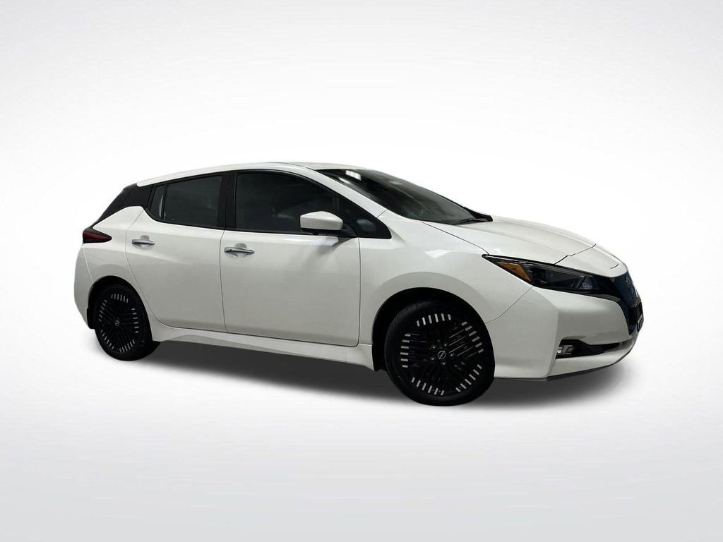 Used 2025 Nissan Leaf SV Plus image 37