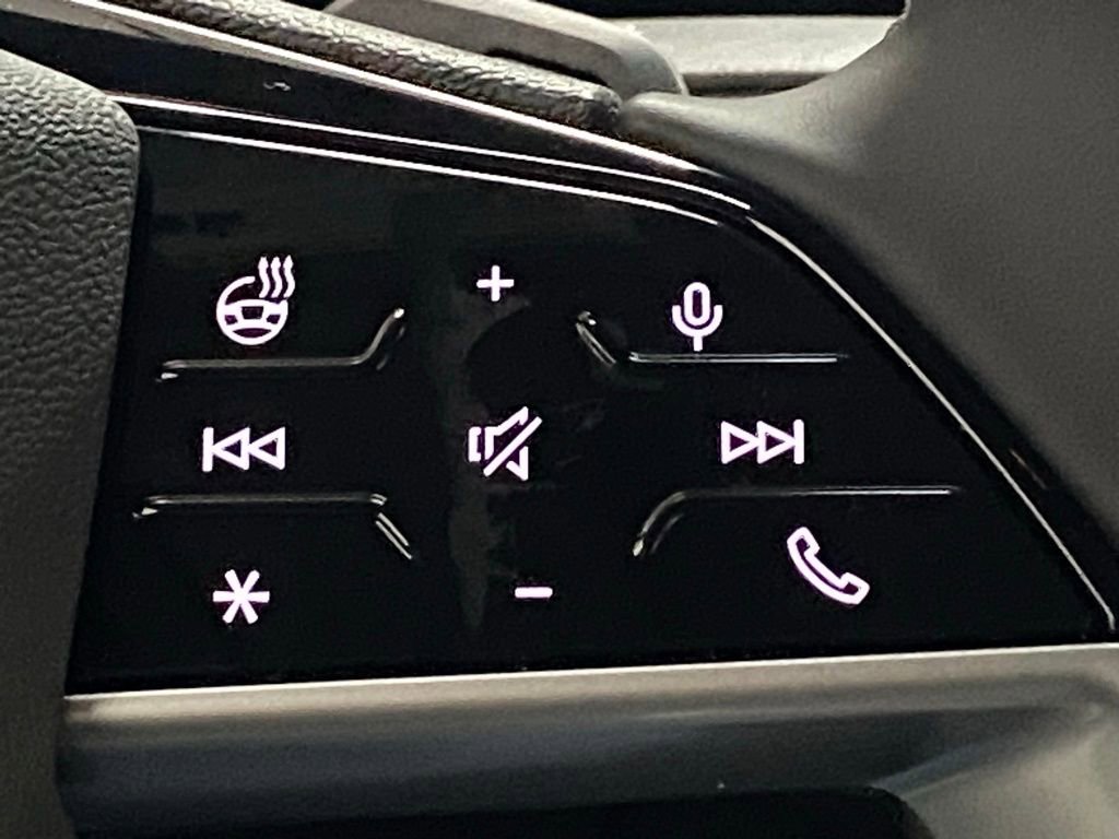 New 2025 Audi Q5 Prestige image 13