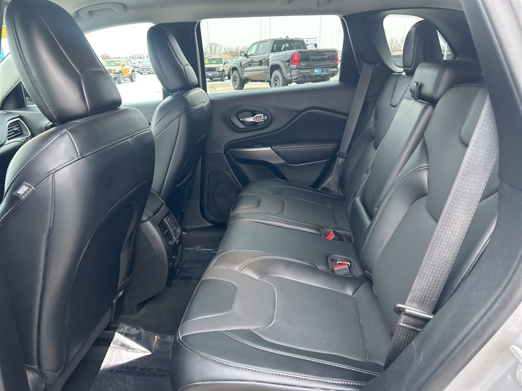 Used 2022 Jeep Cherokee Latitude Lux image 14