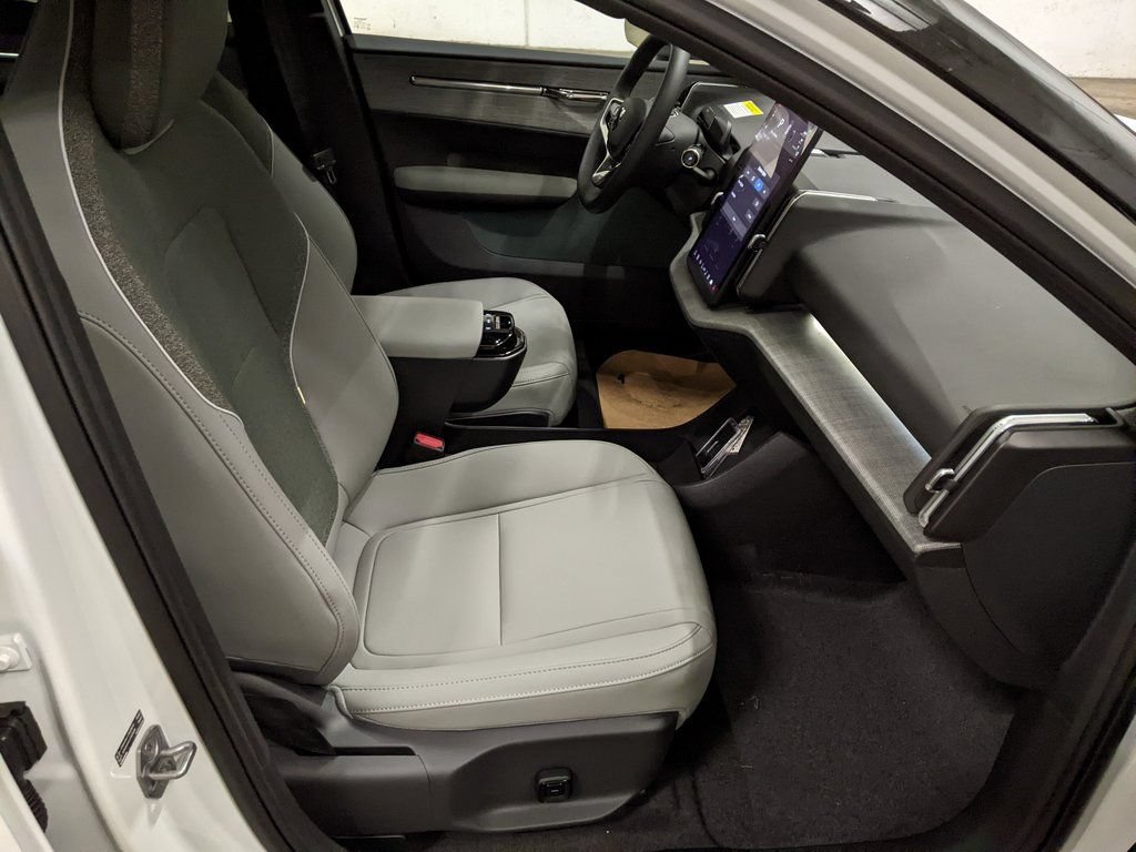 New 2026 Volvo EX30 Cross Country Ultra w/ Protection Package Premier AWD/4WD image 22