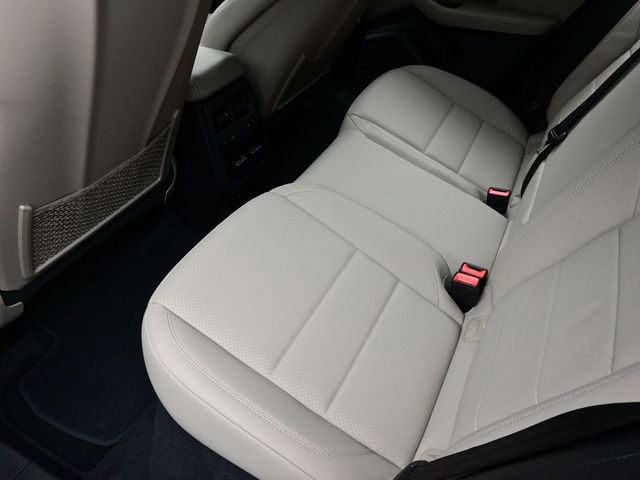 New 2025 Porsche Macan 4S Electric image 15