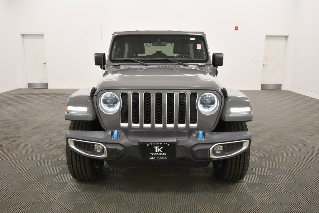 Used 2023 Jeep Wrangler Unlimited Sahara image 11
