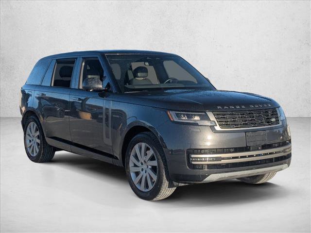 Used 2024 Land Rover Range Rover Long Wheelbase SE image 3