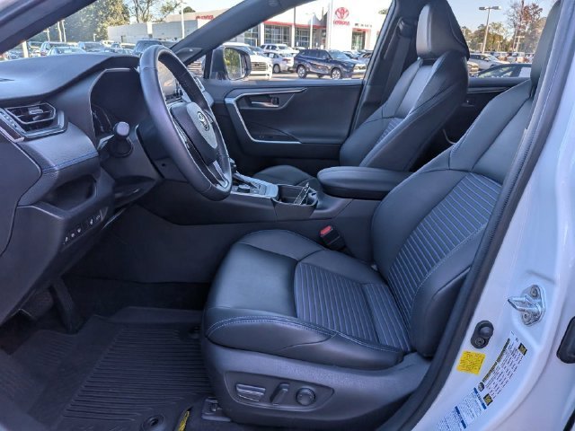 Certified 2021 Toyota RAV4 XSE w/ XSE Grade Weather Package AWD/4WD image 8