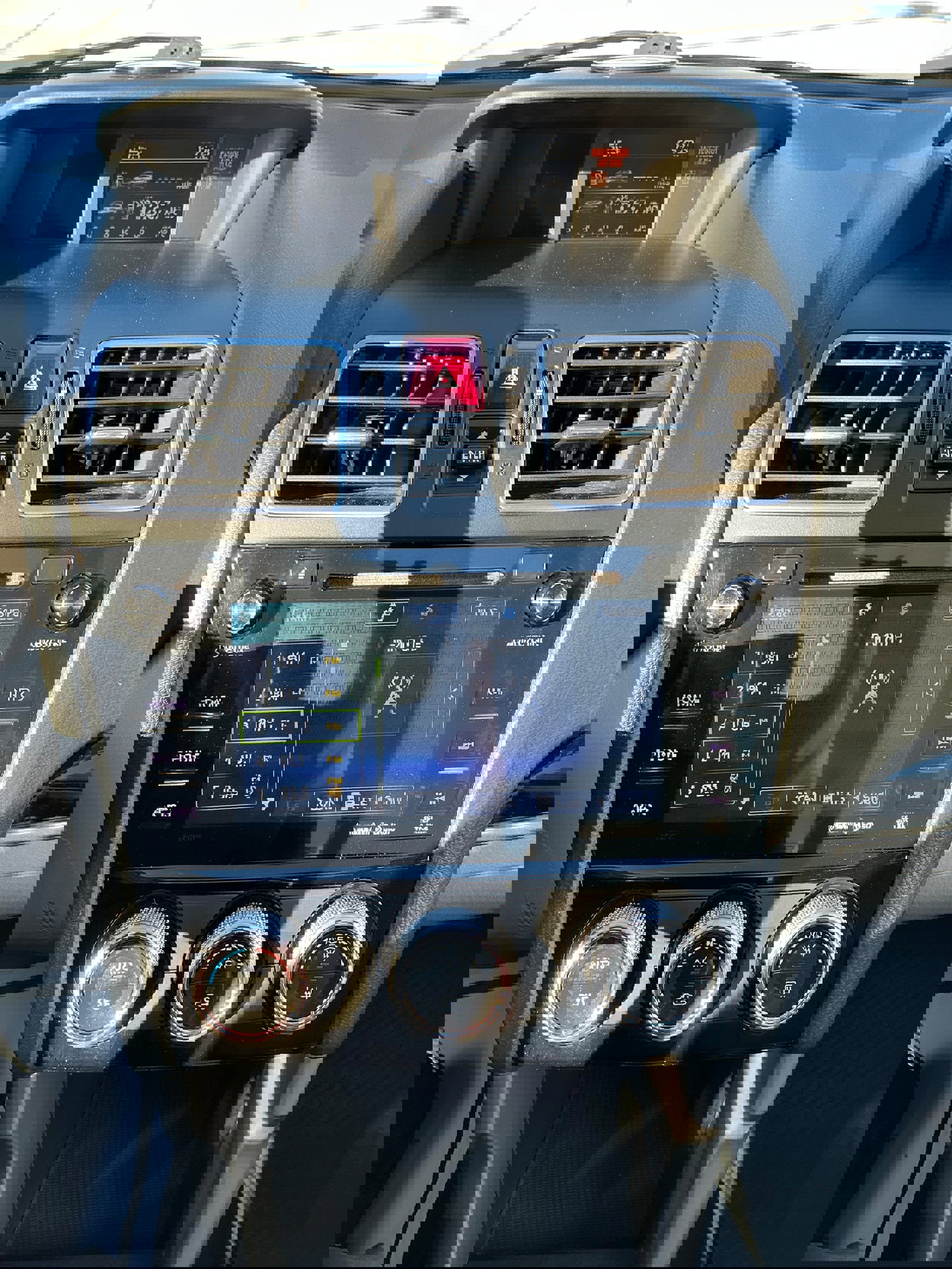 Used 2018 Subaru Forester 2.5i Limited image 7