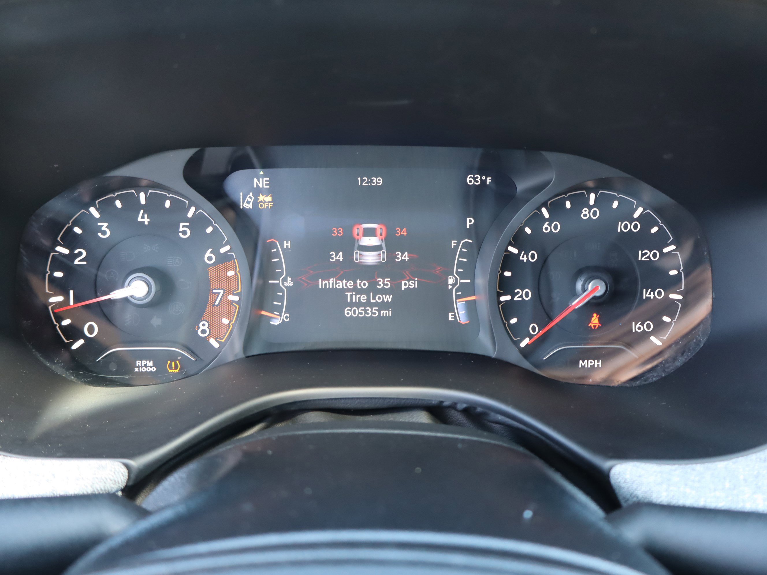 Used 2024 Jeep Compass Latitude image 23