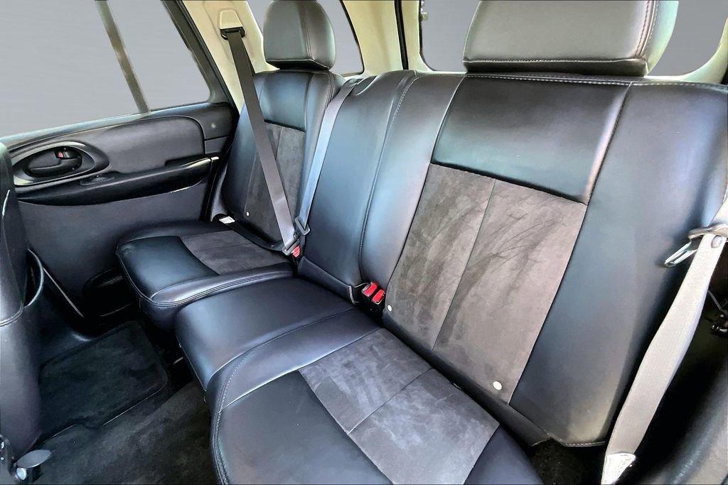 Used 2008 Chevrolet TrailBlazer SS w/ Sun And 6-Disc Cd Package image 25