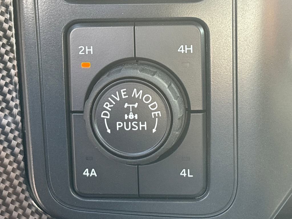 New 2025 Ford F150 Lariat w/ Equipment Group 502A High image 21