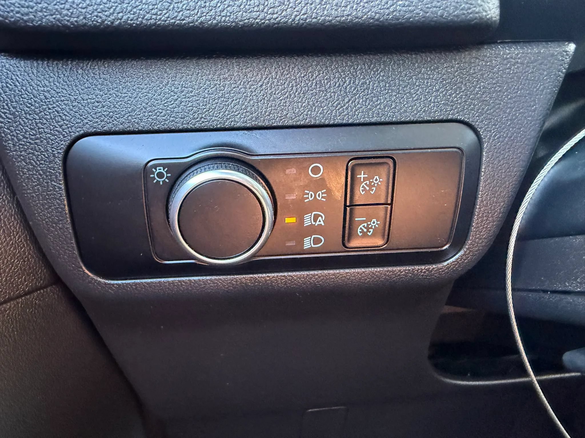 Used 2025 Ford Escape ST-Line AWD/4WD image 17