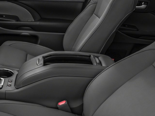 Used 2018 Toyota Highlander Limited image 15