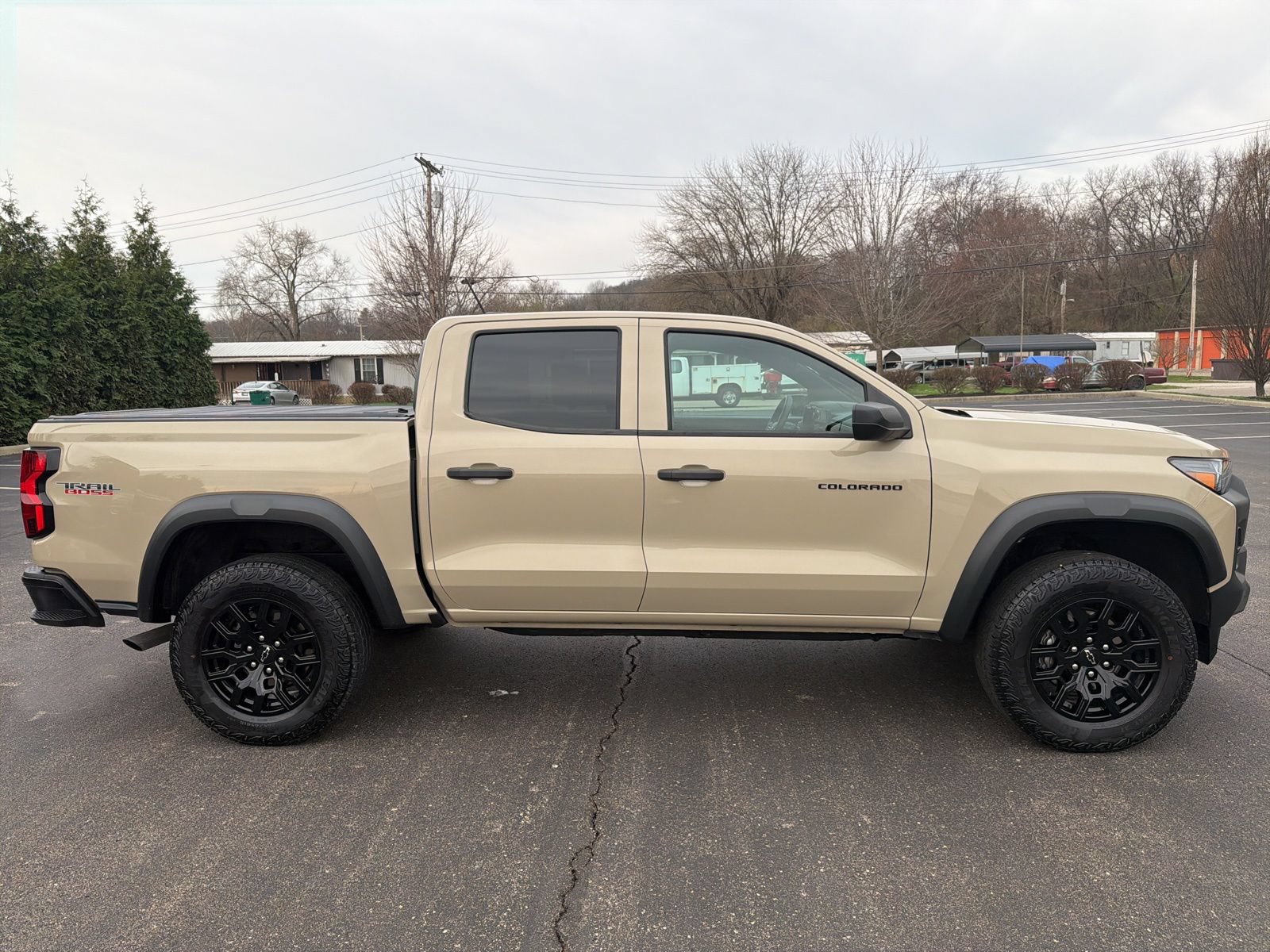 Used 2024 Chevrolet Colorado Trail Boss w/ Advanced Trailering Package AWD/4WD image 6