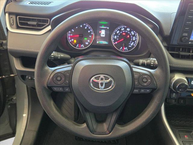 Used 2020 Toyota RAV4 XLE w/ Convenience Package FWD image 10