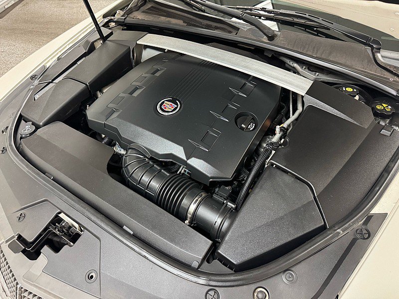 Used 2011 Cadillac CTS Premium RWD image 16