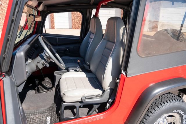 Used 1993 Jeep Wrangler S image 23