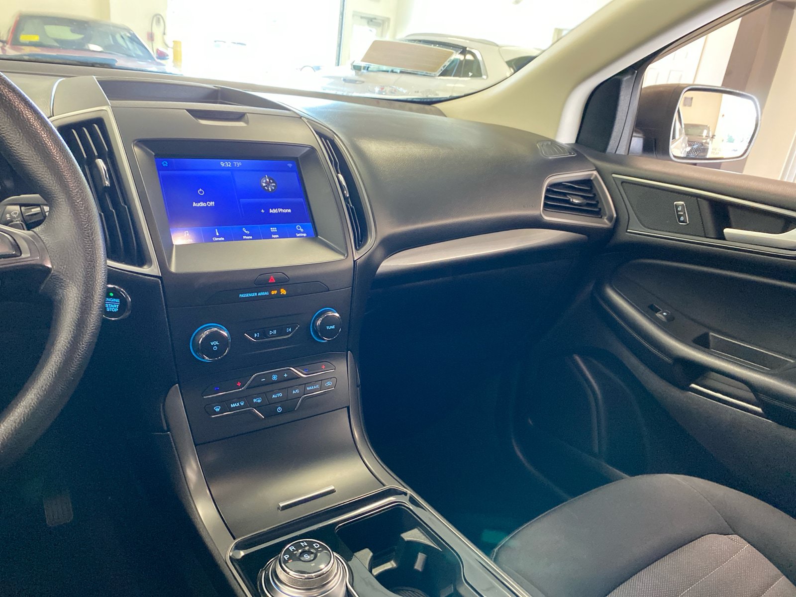 Used 2020 Ford Edge SE AWD/4WD image 13