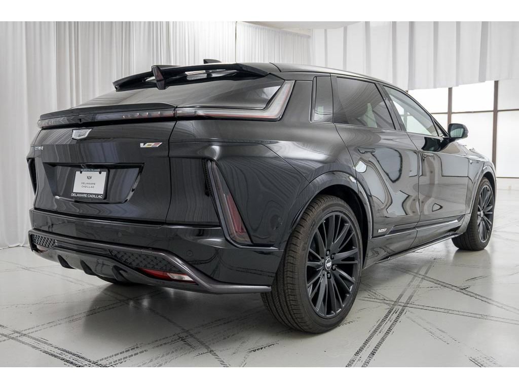 New 2026 Cadillac Lyriq V w/ Exterior Carbon Fiber Package image 7