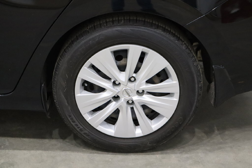 Used 2021 Nissan Sentra S FWD image 33