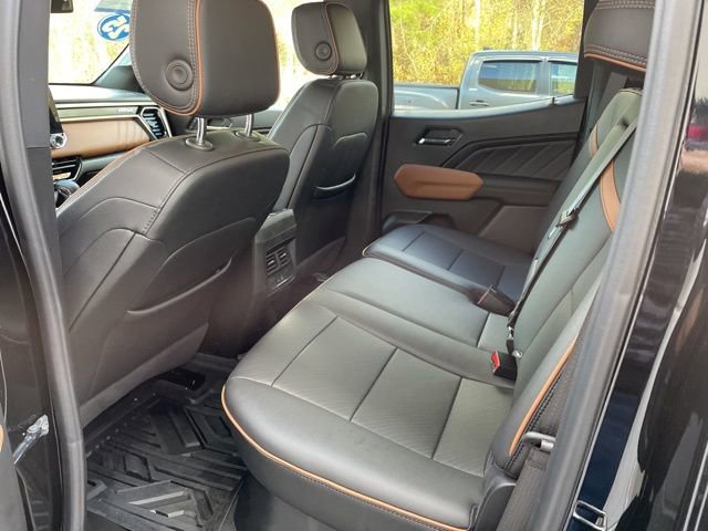 Used 2025 GMC Canyon AT4 w/ AT4 Premium Package image 11