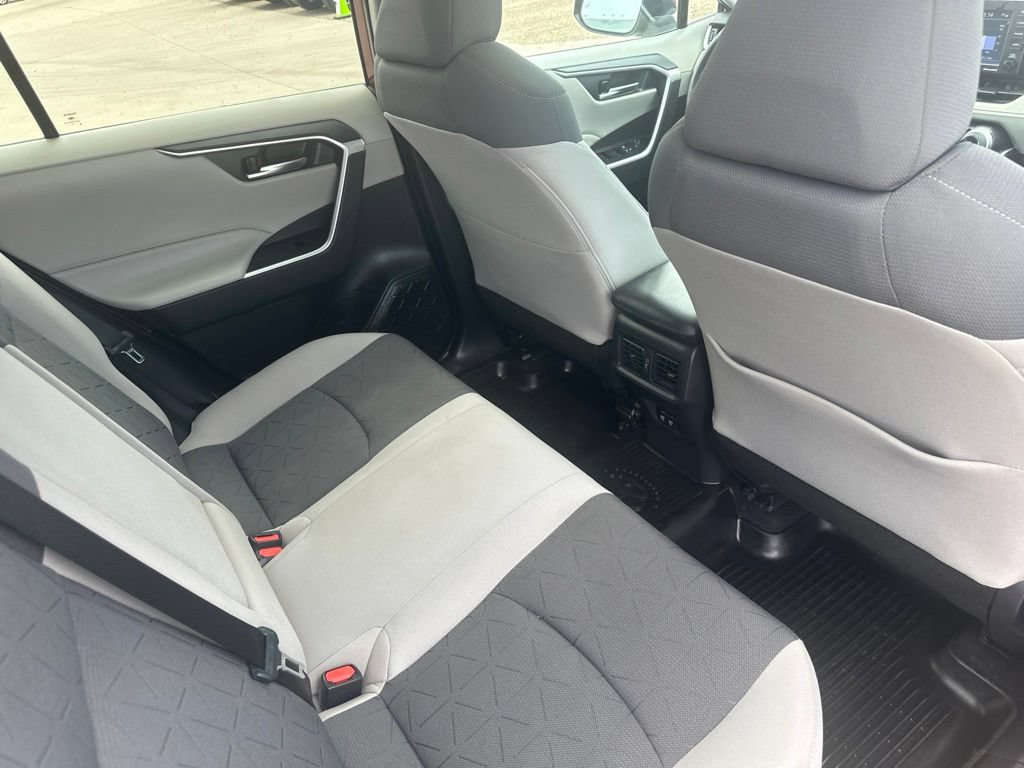 Used 2020 Toyota RAV4 XLE w/ Convenience Package AWD/4WD image 26