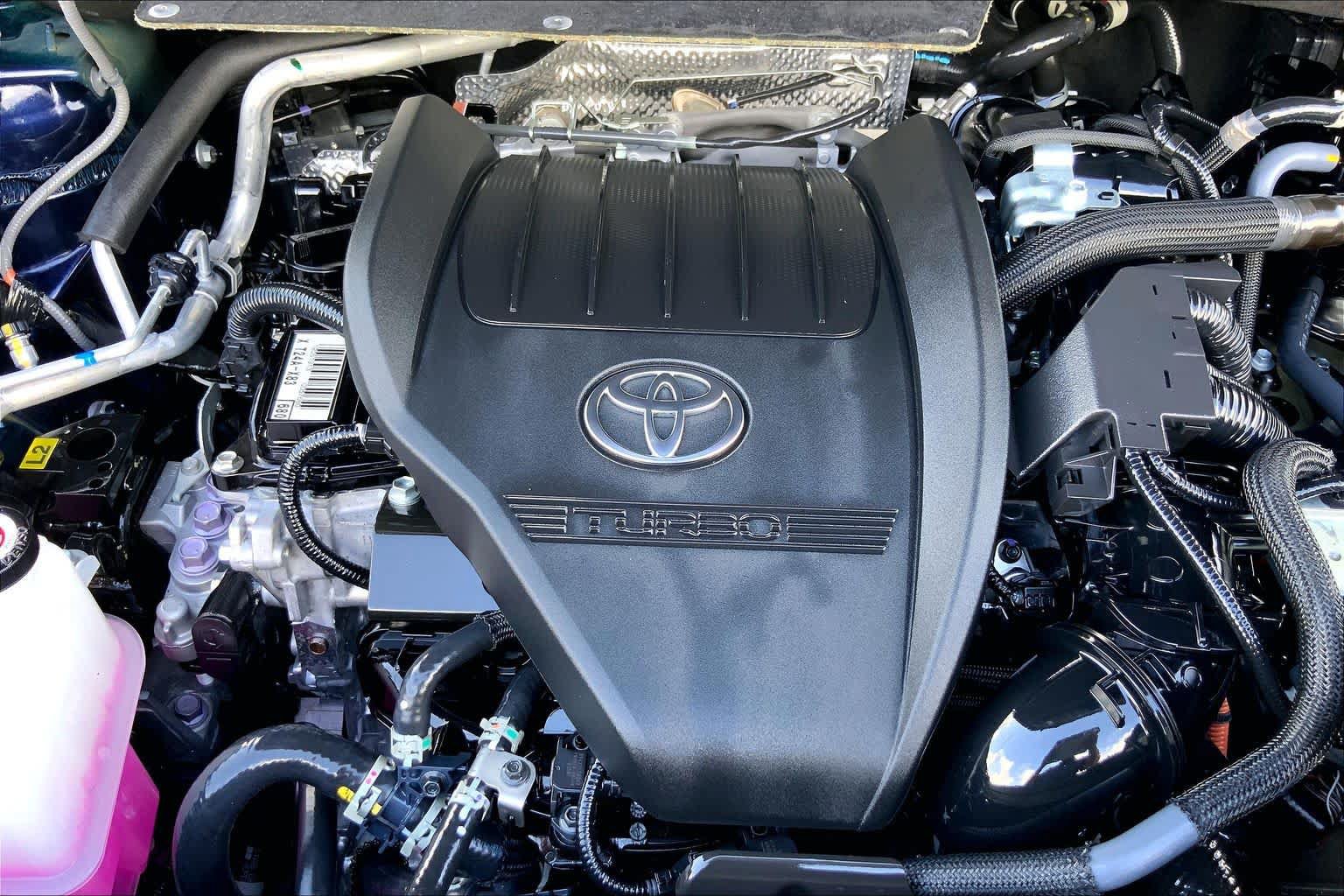 Used 2026 Toyota Grand Highlander AWD Hybrid image 32