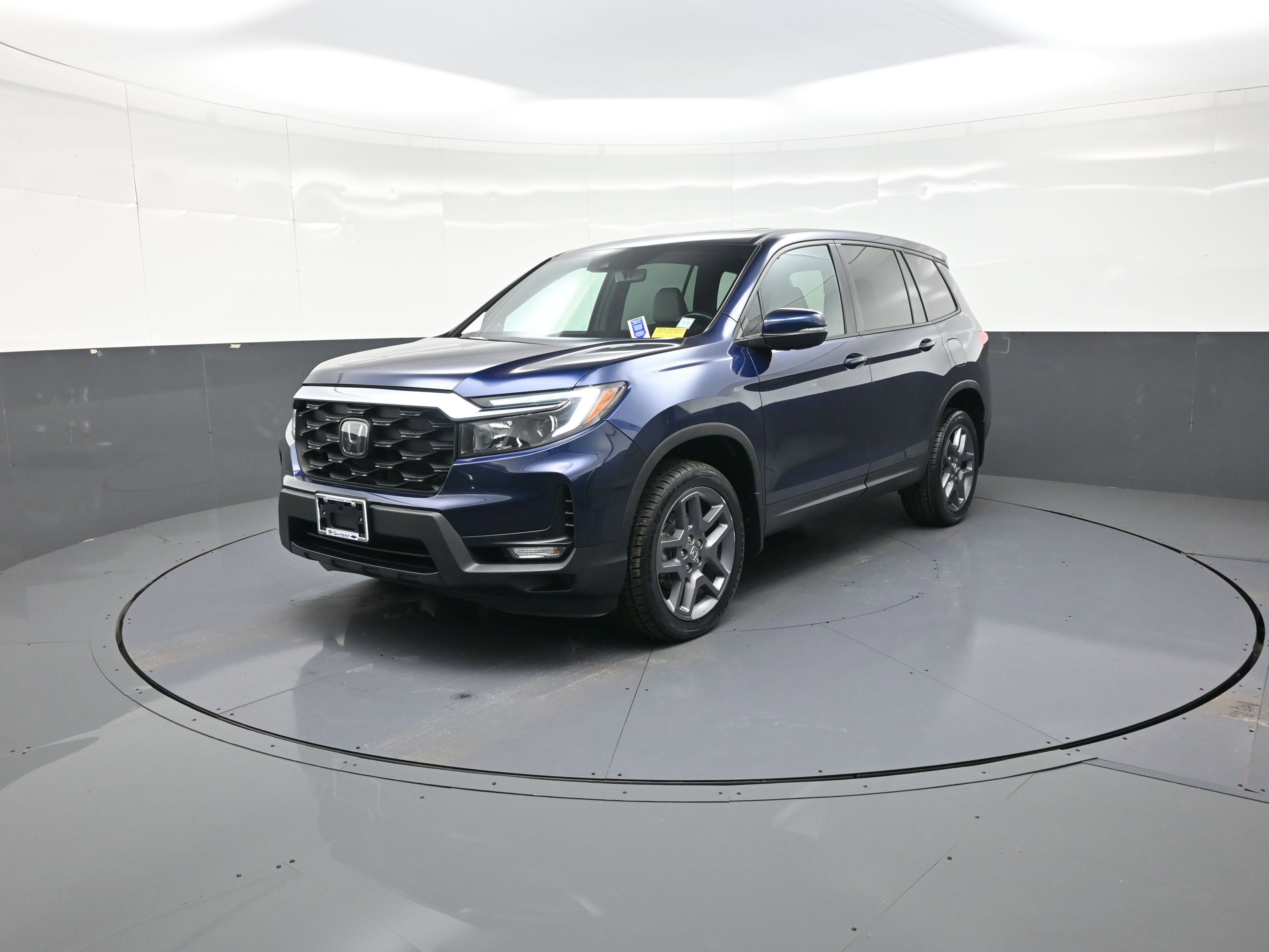 Used 2023 Honda Passport EX-L image 7