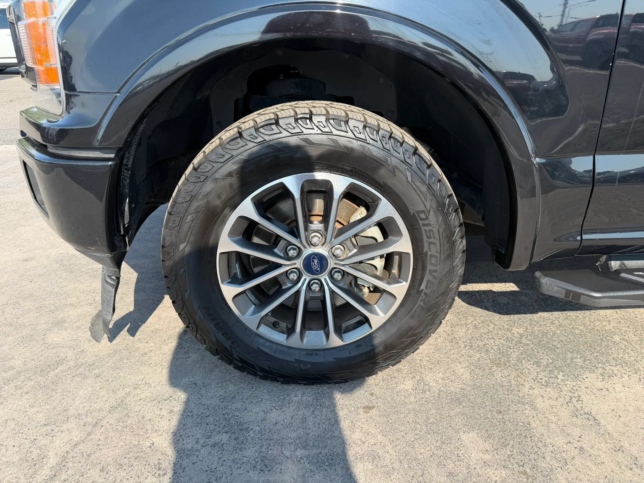 Used 2018 Ford F150 XLT w/ Equipment Group 302A Luxury RWD image 34