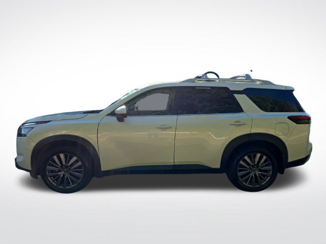 Used 2024 Nissan Pathfinder SL w/ SL Premium Package AWD/4WD image 3