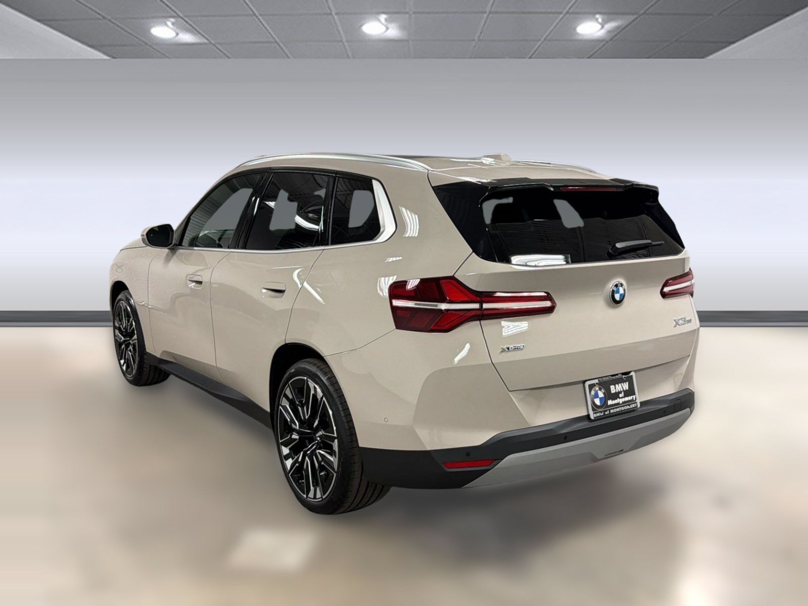 New 2026 BMW X3 xDrive30i w/ Premium Package AWD/4WD image 3