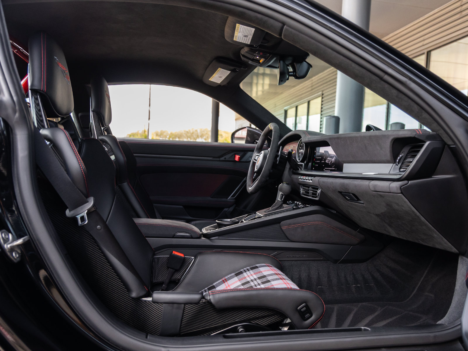 Certified 2023 Porsche 911 GT3 RS RWD image 58