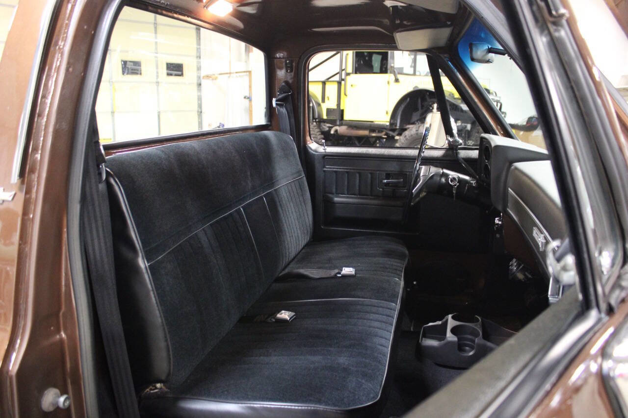 Used 1986 GMC Sierra 1500 2WD Regular Cab image 24