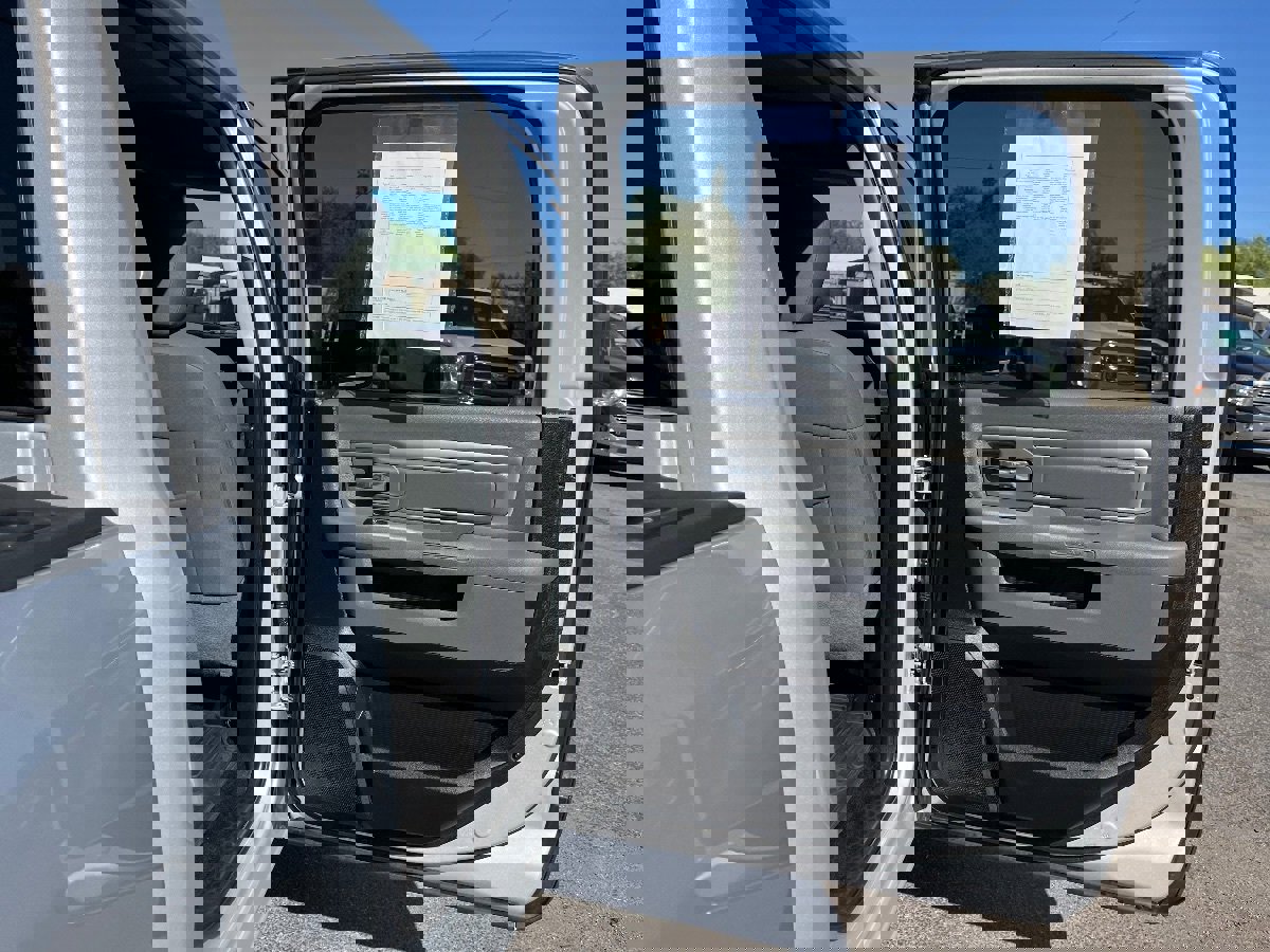 Used 2015 RAM 1500 Big Horn RWD image 33