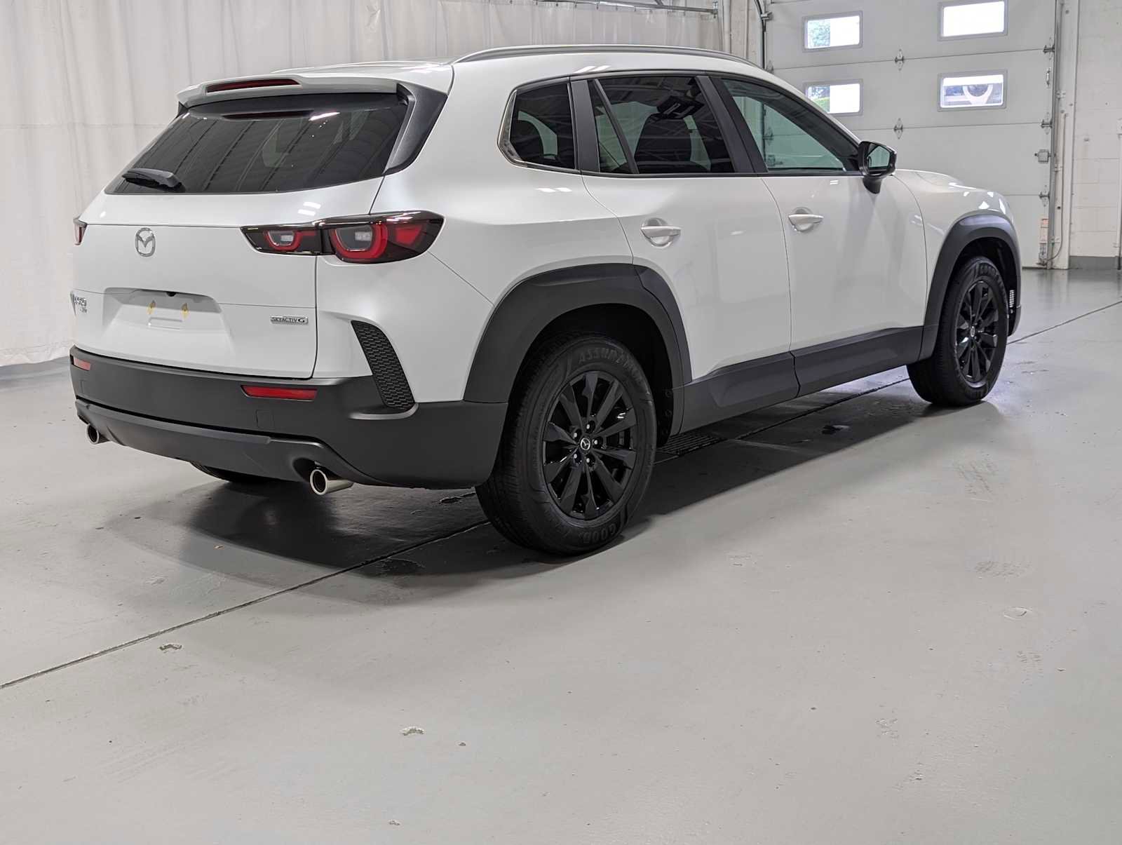 Used 2025 MAZDA CX-50 AWD 2.5 S w/ Preferred Package image 7