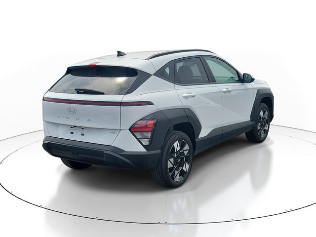 Used 2025 Hyundai Kona SEL AWD/4WD image 3