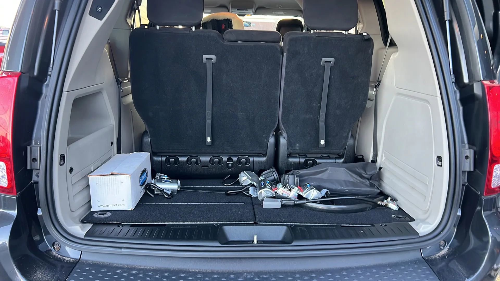 Used 2011 Dodge Grand Caravan Mainstreet w/ PWR Convenience Group FWD image 11