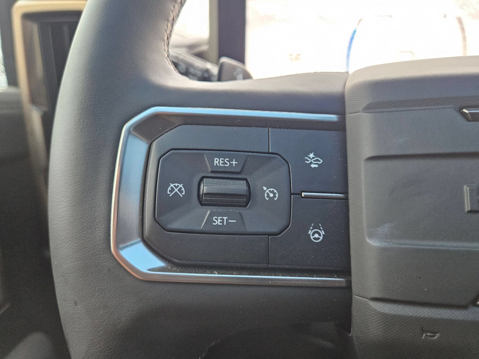 New 2025 GMC Hummer EV 3X AWD/4WD image 13
