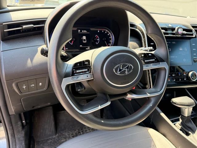 Used 2024 Hyundai Santa Cruz SE image 16