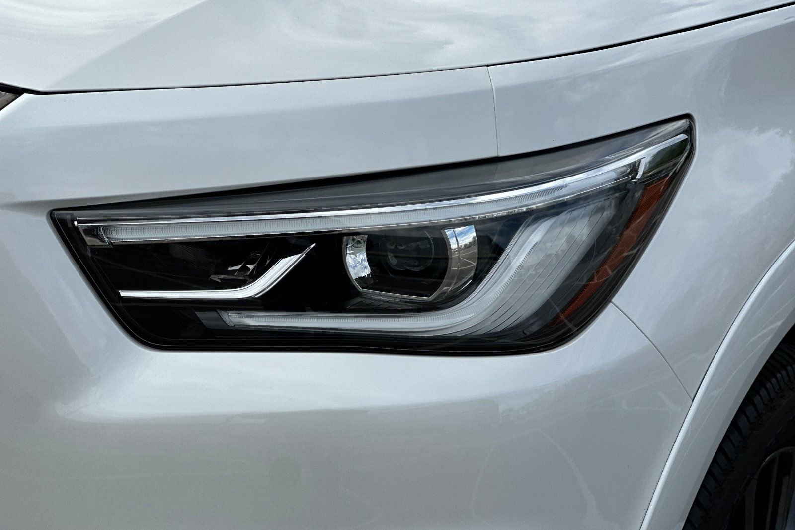 Certified 2023 INFINITI QX80 Premium Select w/ Cargo Package image 54